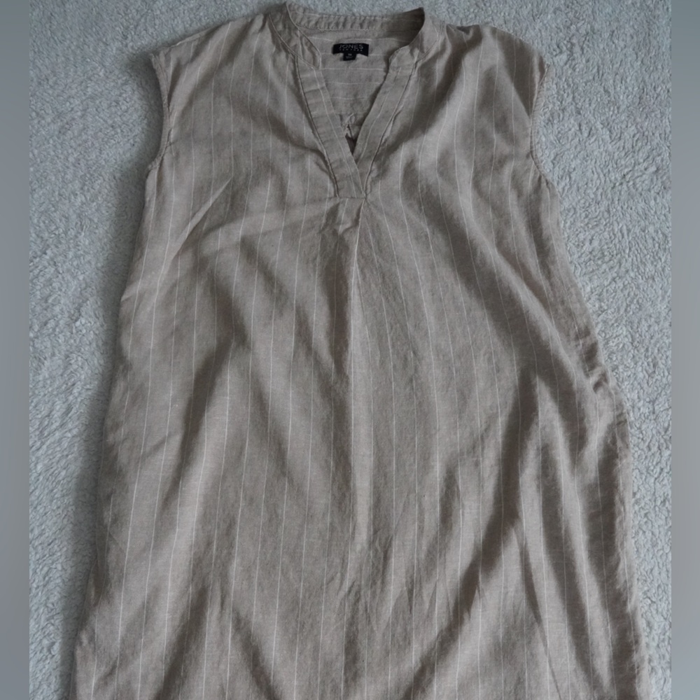 Jones New York Women’s  Beige Striped Sleeveless Dress